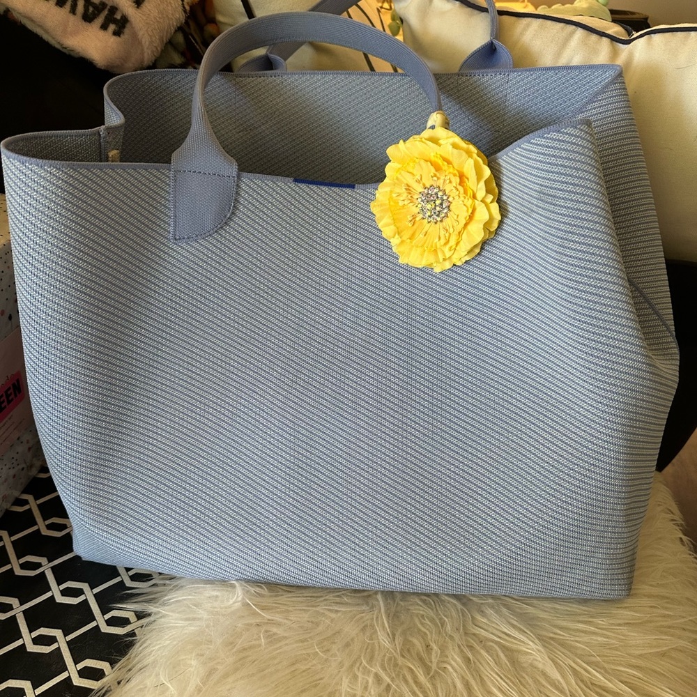 Rothys tote